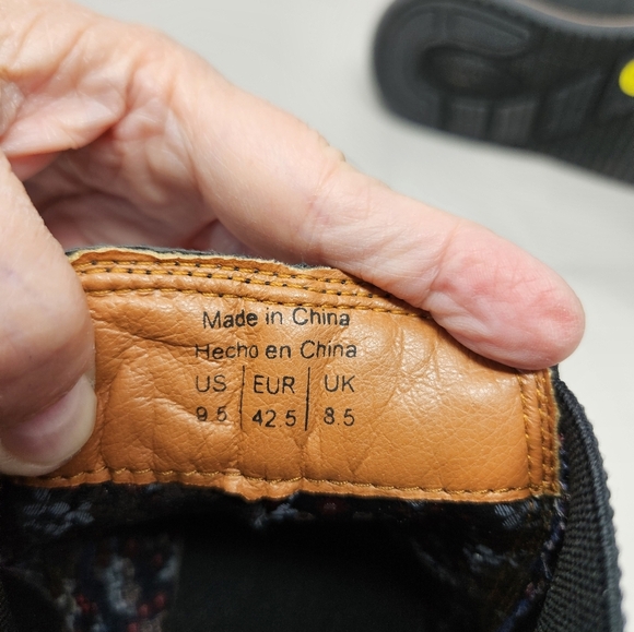 NWOT Madden  Ortholite Chelsea Boots Sz 9 Charcoal Gray Black Faux Suede Pull On - Picture 8 of 11